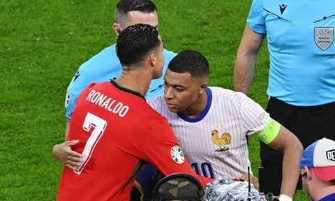 Mbappe: Messi, Ronaldo chỉ cho tôi con đường