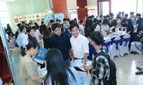 188 suất học bổng mở đường cho sinh viên Việt Nam tiếp cận ngành bán dẫn toàn cầu