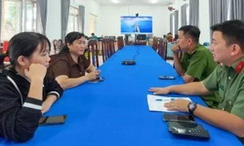 Tài khoản ngân hàng phát sinh giao dịch 20 triệu, 20.000, 10.000 đồng..., người phụ nữ phải đến Công an làm việc