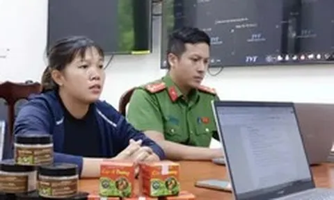 Bắt 8 đối tượng lừa bán 'thuốc nam gia truyền' chữa các loại khối u