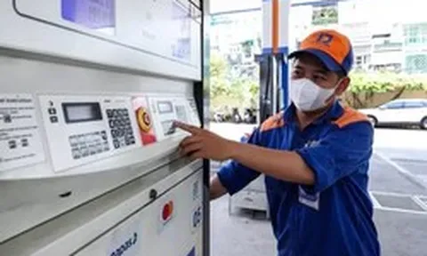 Đề xuất chuyển tiền Quỹ bình ổn xăng dầu về Kho bạc Nhà nước
