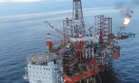 Khoan hơn 1.800m xuống đáy biển, phát hiện mỏ chứa cột dầu cao 44m, trữ lượng lên đến tới 15 triệu thùng dầu