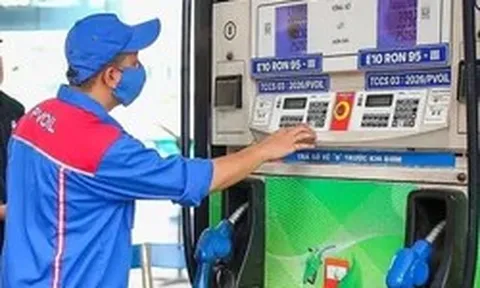 Sắp tới mỗi cửa hàng xăng dầu một giá: Sáng tăng, chiều giảm?