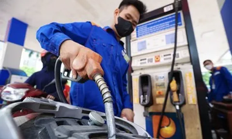 Doanh nghiệp tự quyết giá xăng dầu, mỗi cửa hàng sẽ có một giá