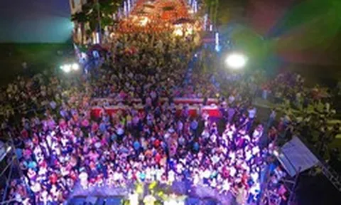 Hơn 30.000 lượt khách trong 3 ngày: Bài toán thương mại Shophouse Elite Residence