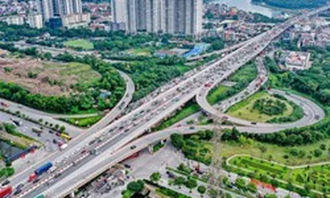 Hà Nội lần đầu tăng trưởng hai con số trong năm 2026