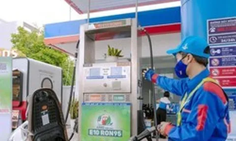 Cục Thuế yêu cầu tuyên truyền kéo dài chính sách giảm thuế với xăng, dầu, nhiên liệu bay