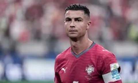 Ronaldo đã viết sẵn tâm thư từ giã đội tuyển Bồ Đào Nha