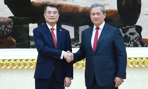 Thủ tướng Hun Manet chủ trì lễ đón Thủ tướng Lê Minh Hưng