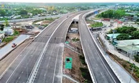 Toàn cảnh nút giao Tân Hiệp kết nối cao tốc Biên Hòa - Vũng Tàu với Bến Lức - Long Thành