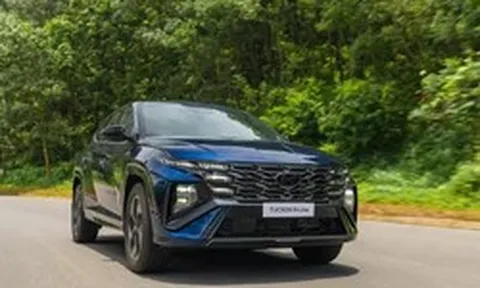 Thị trường ô tô Việt đón tín hiệu tích cực, xe hybrid tăng tốc