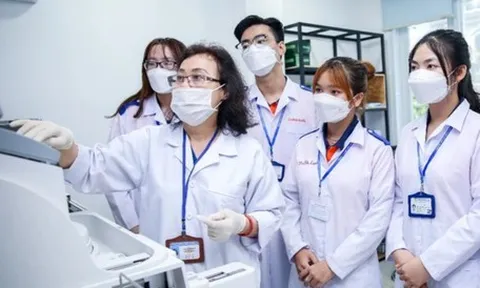 Tin tức sáng 12-10: Đào tạo bác sĩ ở Việt Nam sẽ theo hướng 6 năm + 1  + 3