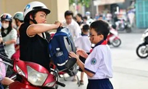 Mới lớp 6 đã học đến 23h, vì đâu?