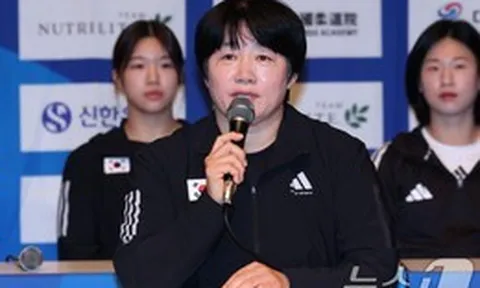 HLV judo Hàn Quốc từ chức vì khiến võ sĩ nôn, quỳ xin thi đấu tại ASIAD