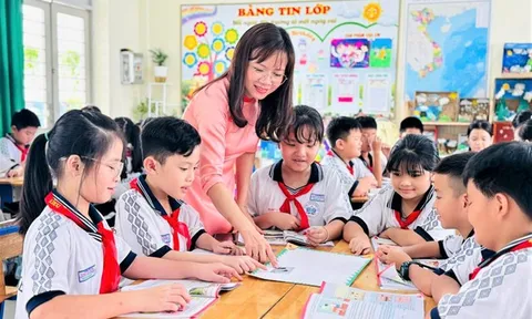 Bộ GD&ĐT thông tin về chế độ phụ cấp cho giáo viên dạy lớp có học sinh hòa nhập
