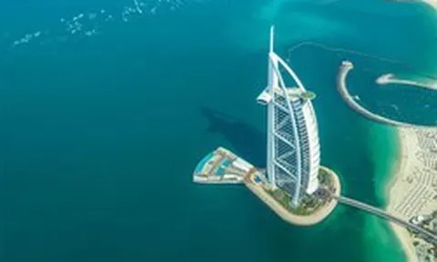 Khách sạn 6 sao là gì, xa xỉ đến mức nào?
