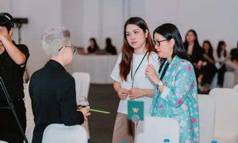 Bớt lệ thuộc 'chiến thần' livestream, DN mở kênh bán hàng từ chính nhân viên