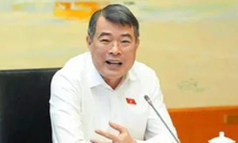 Thủ tướng: Không thể tăng giá vô lý với nhà ở cho người thu nhập thấp, nhà ở xã hội