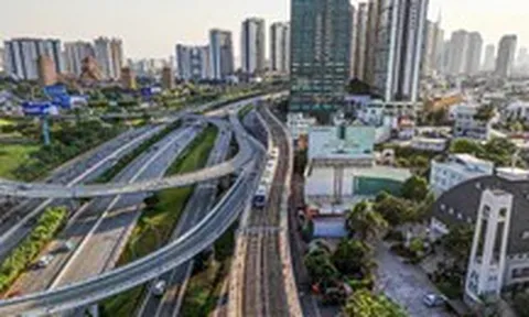 Tin tức sáng 19-10: Đề xuất thu 1% giá trị chuyển nhượng đất trong khu vực TOD tại TP.HCM