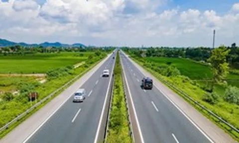 7 đoạn tuyến cao tốc phải bổ sung biển báo khoảng cách an toàn