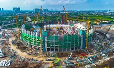 Nhật Bản mất 3 năm, Mỹ mất 4 năm nhưng Việt Nam chỉ cần khoảng 17 tháng để hoàn thành siêu công trình lớn gấp 1,5 lần Mỹ Đình