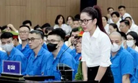 Bạn gái Mr Pips kể chuyện giữ 'kho' vàng 222 tỉ, trong tủ quần áo luôn có 44 tỉ tiền mặt và 1,7 triệu USD
