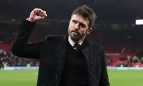 Michael Carrick tuyên bố 'không bất ngờ' khi chưa bị MU sa thải