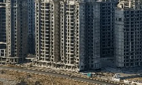Đảo nhân tạo 12 tỷ NDT của Evergrande thành “vùng đất chết”, hàng loạt công trình bỏ hoang giữa cuộc khủng hoảng bất động sản Trung Quốc