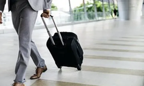 Giải quyết bất cập trong kiểm soát chi phí công tác của doanh nghiệp Việt