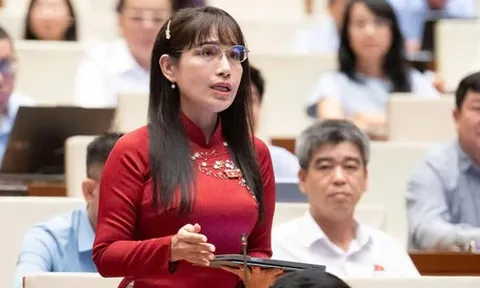 Tại sao khi bước vào trường học, một đĩa cơm, một chai nước lại giá cao hơn bên ngoài?